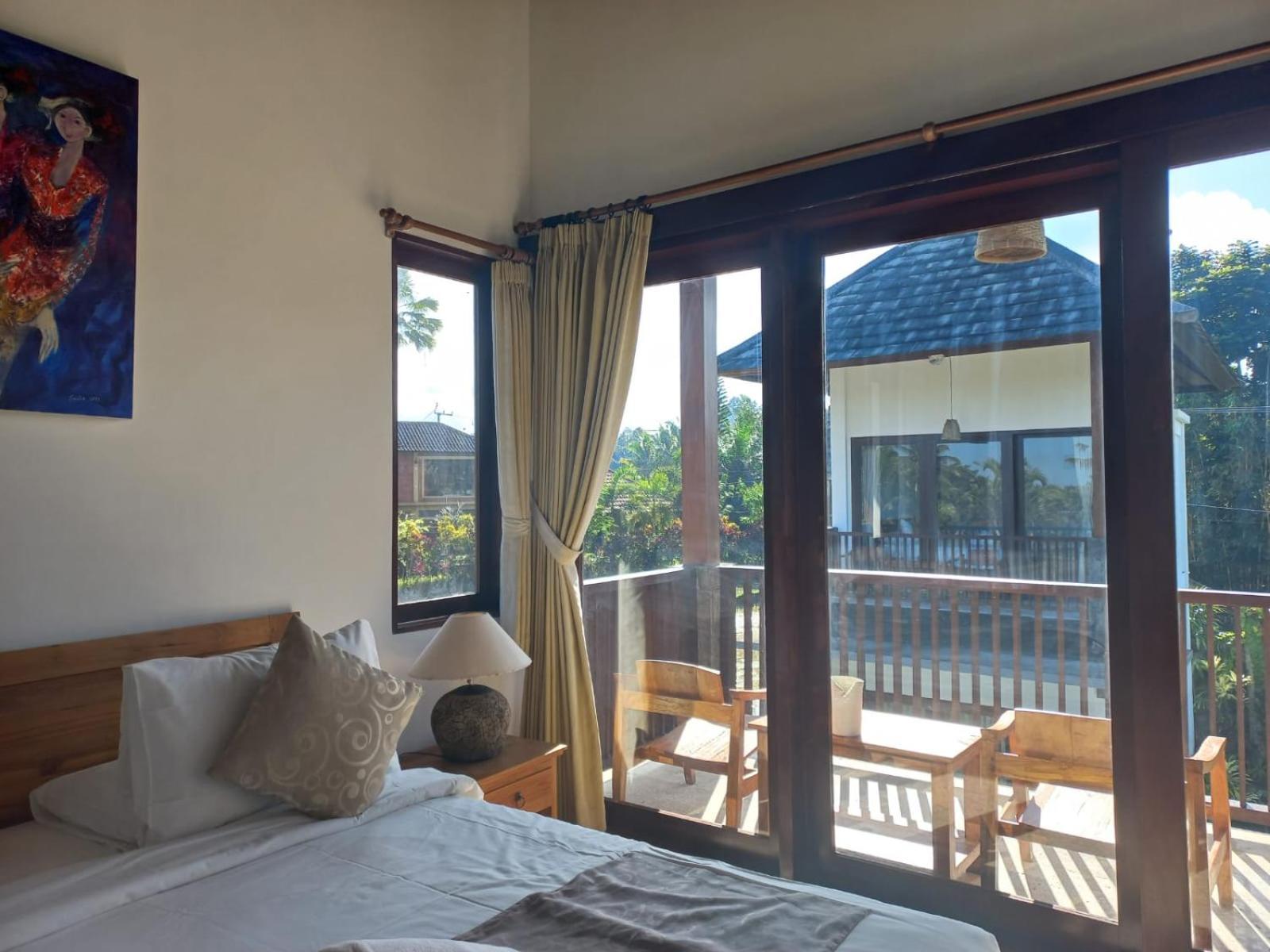 Villa Kemuning Тегалаланг Екстериор снимка