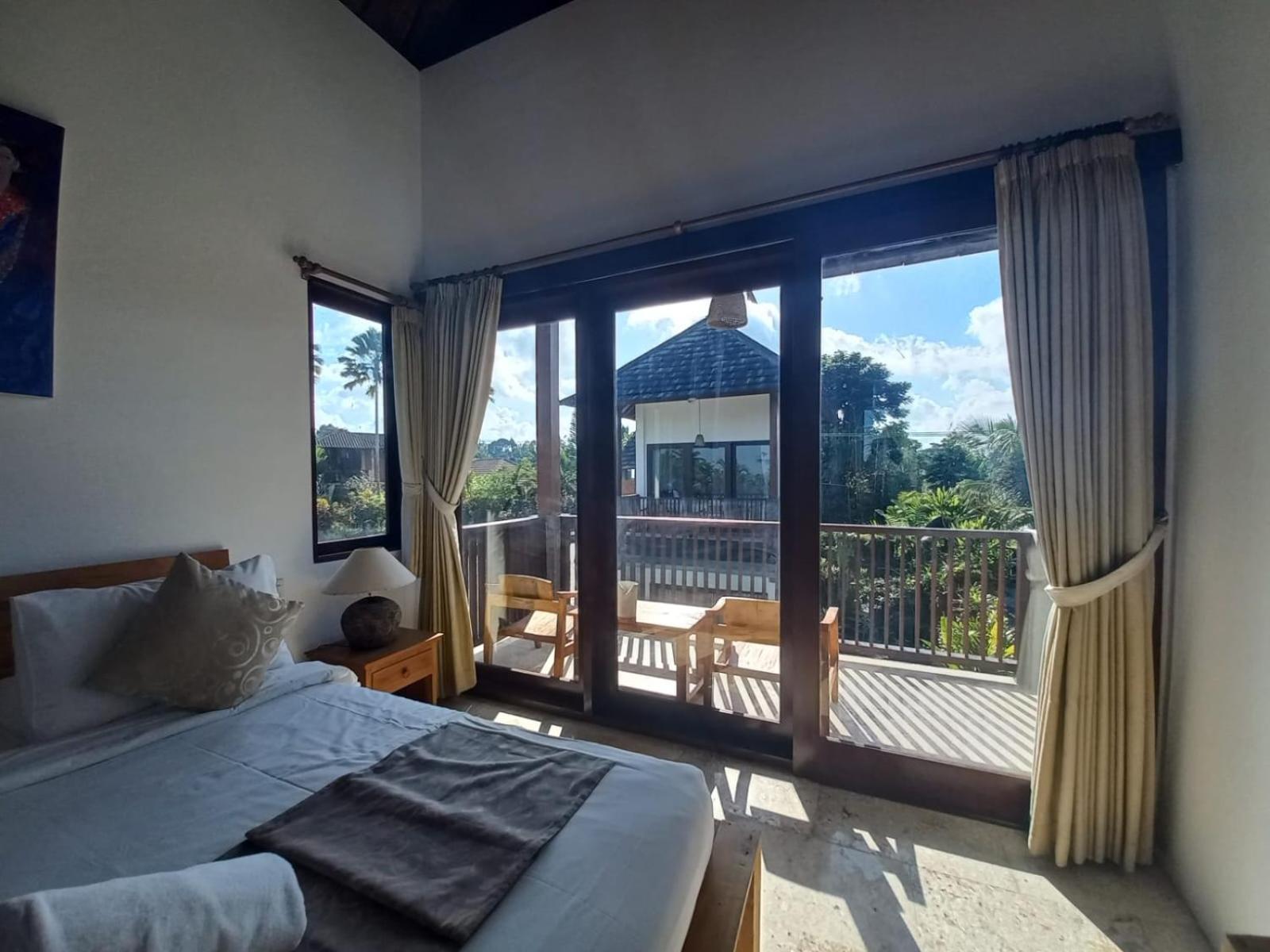 Villa Kemuning Тегалаланг Екстериор снимка