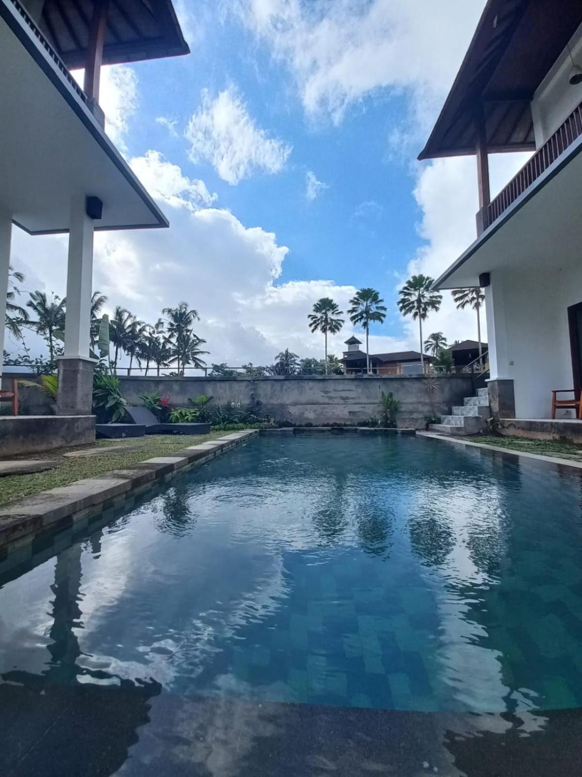 Villa Kemuning Тегалаланг Екстериор снимка