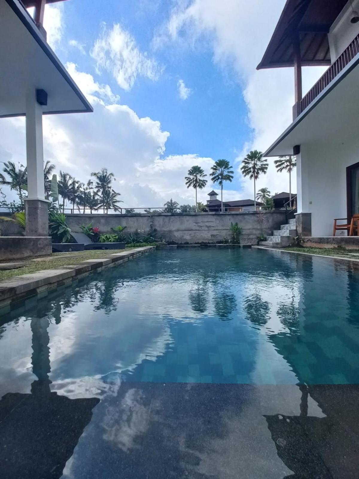 Villa Kemuning Тегалаланг Екстериор снимка