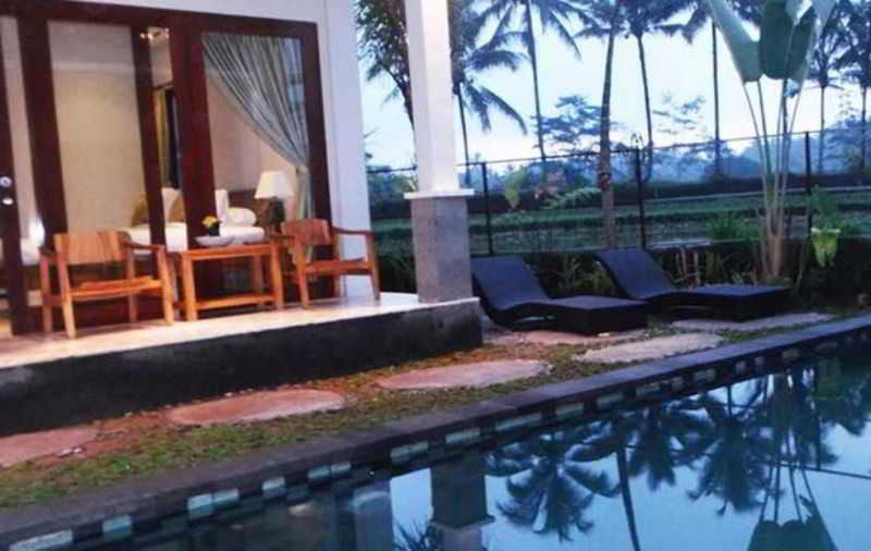 Villa Kemuning Тегалаланг Екстериор снимка